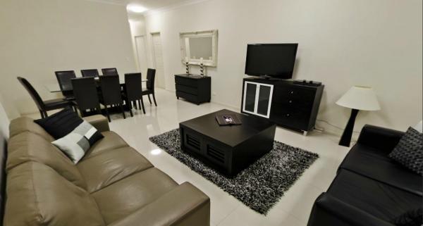 Astina Serviced Apartments - Central Penrith Bilik gambar