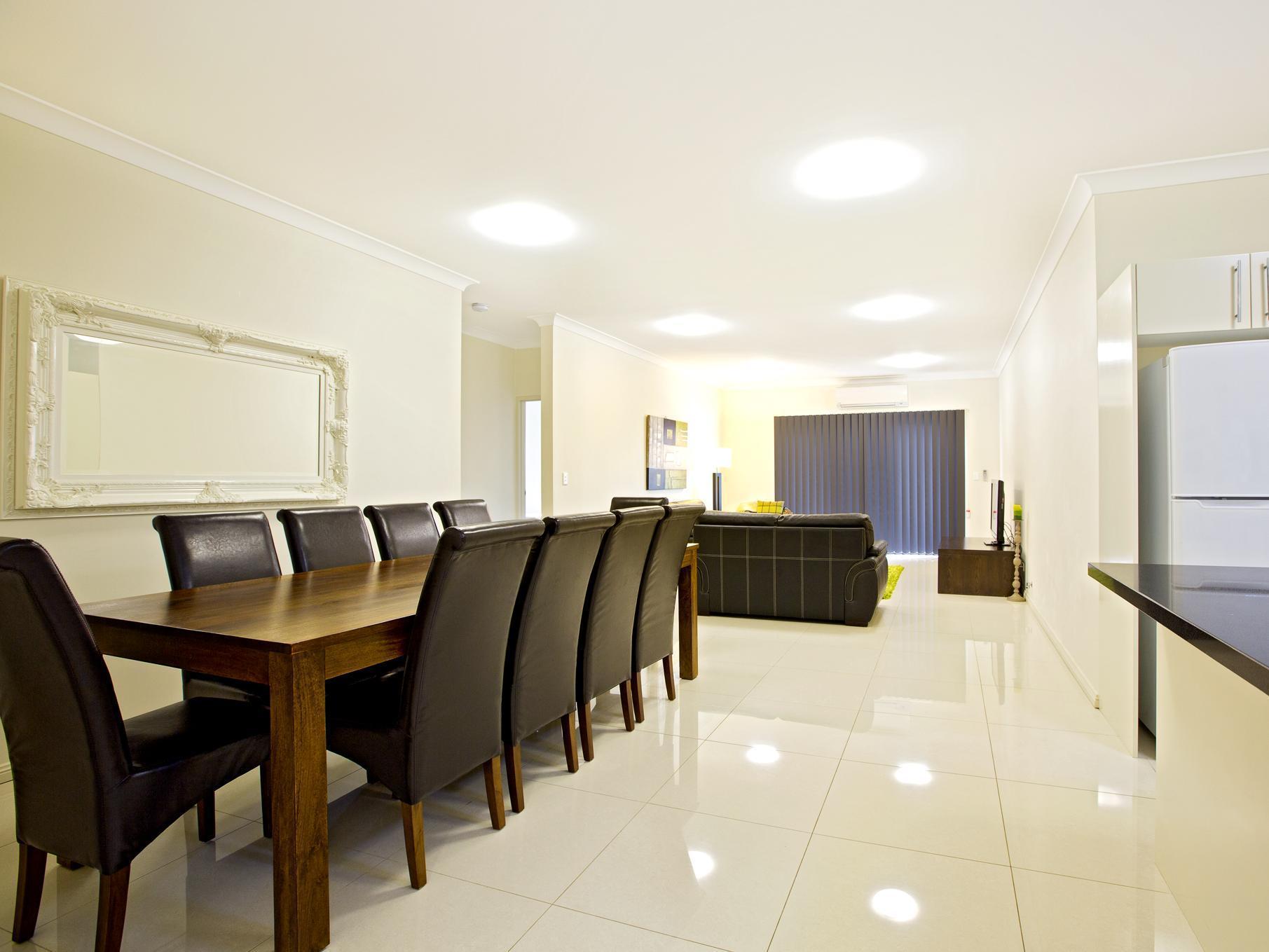 Astina Serviced Apartments - Central Penrith Luaran gambar