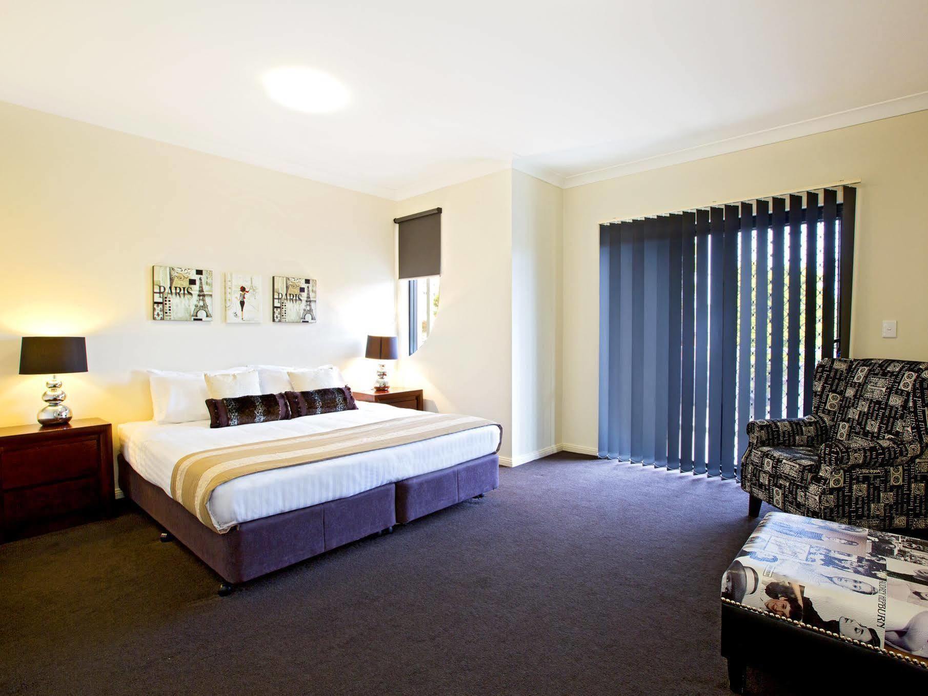 Astina Serviced Apartments - Central Penrith Luaran gambar