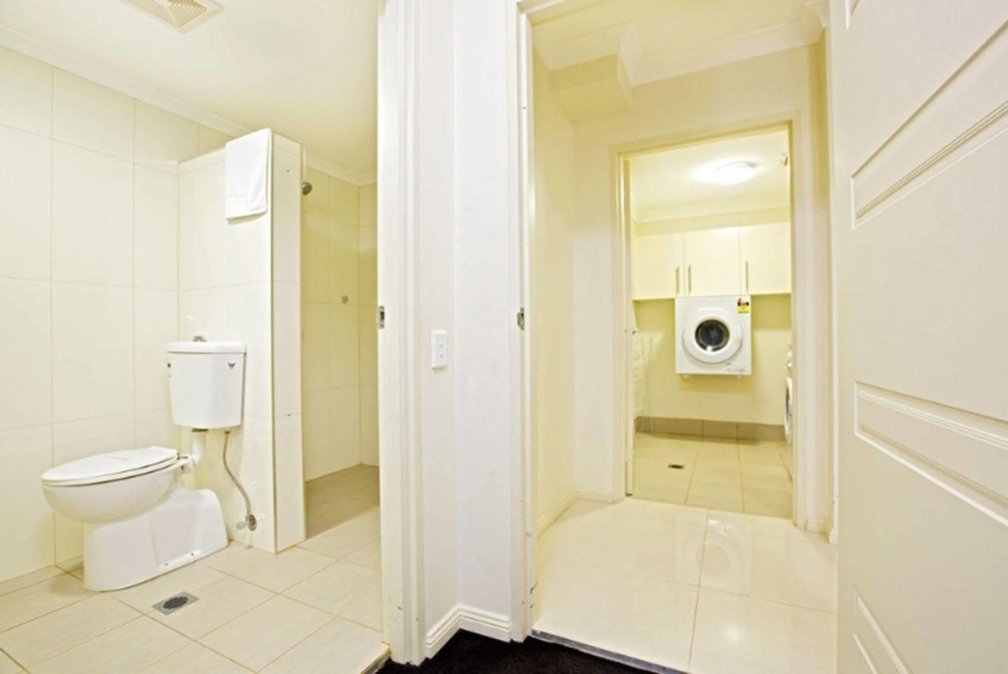 Astina Serviced Apartments - Central Penrith Luaran gambar